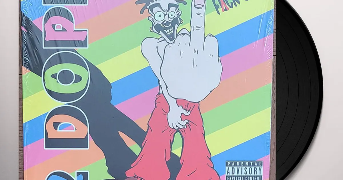 eyJidWNrZXQiOiJtZXJjaGJhci1pbW