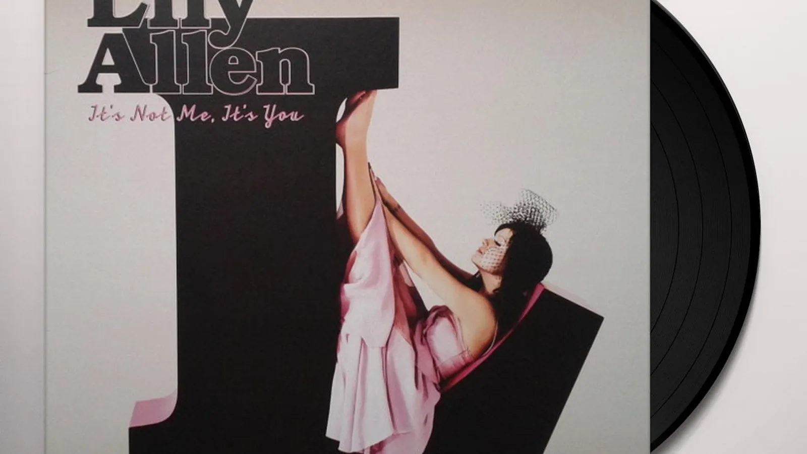 eyJidWNrZXQiOiJtZXJjaGJhci1pbW