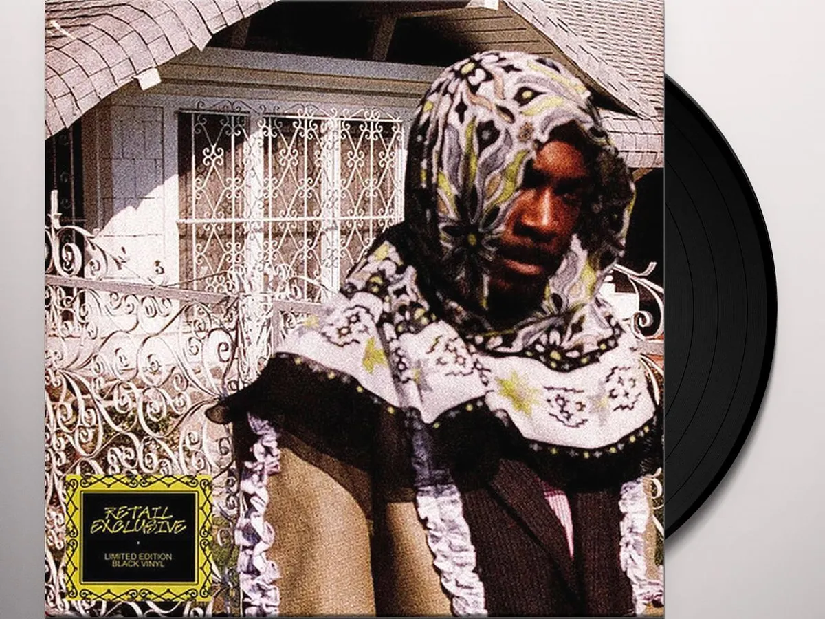 eyJidWNrZXQiOiJtZXJjaGJhci1pbW