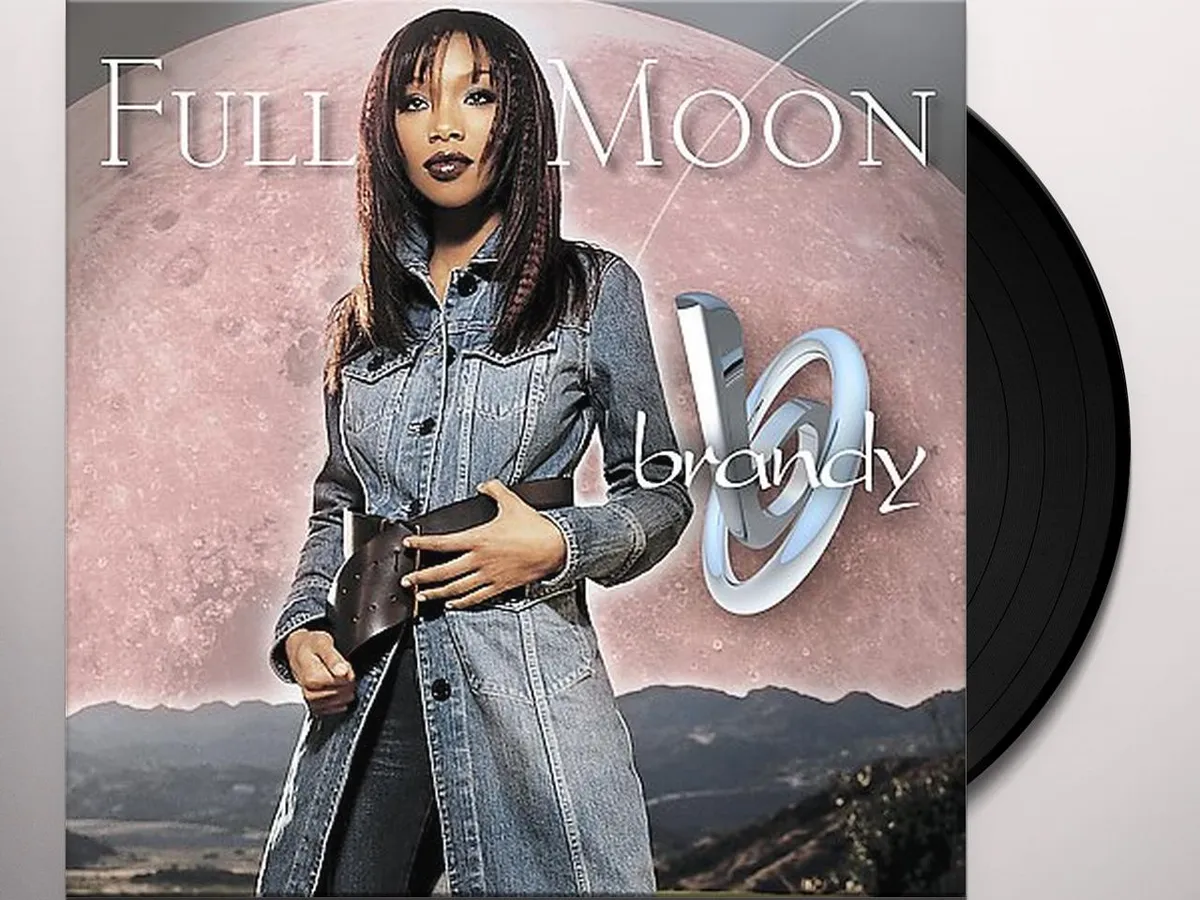 eyJidWNrZXQiOiJtZXJjaGJhci1pbW