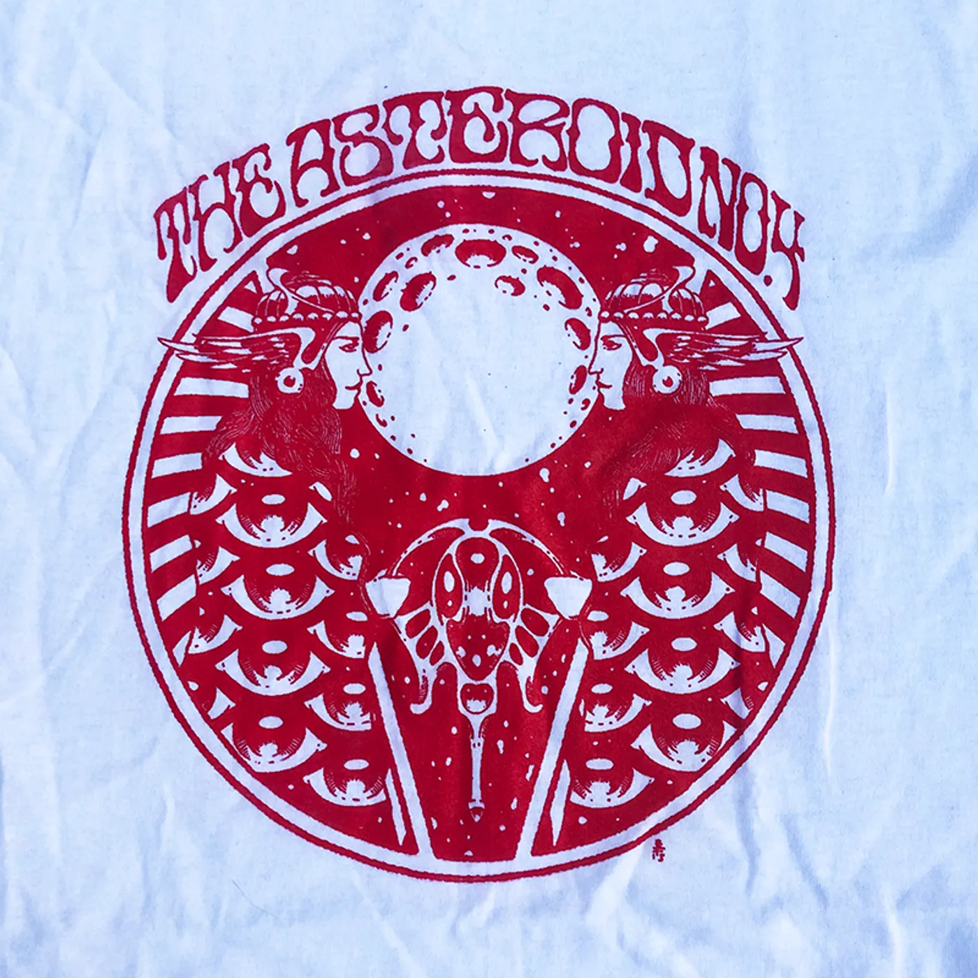 The Asteroid No.4 A4 S/T White with Red T-shirt