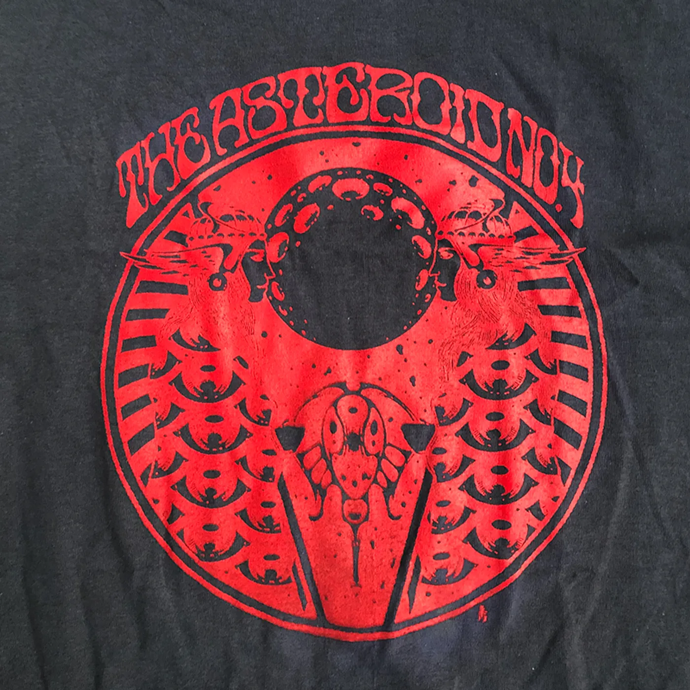 The Asteroid No.4 A4 S/T Grey with Red T-shirt