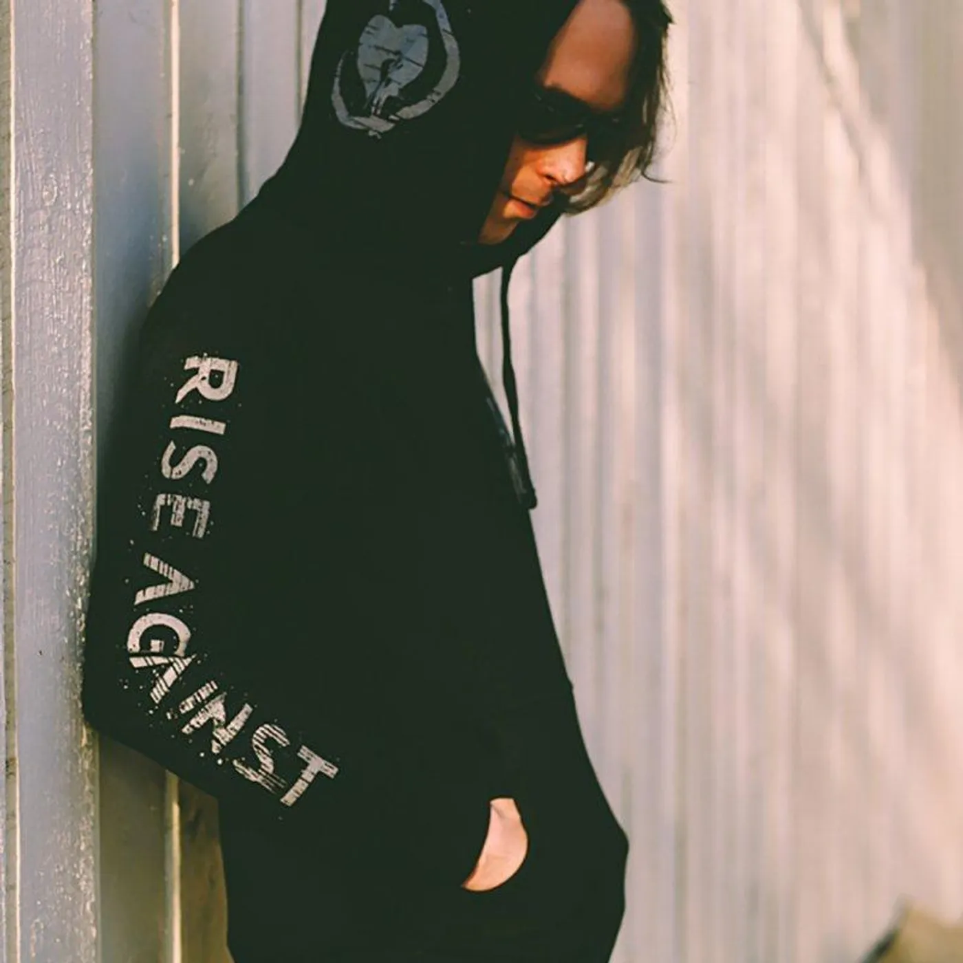Rise Against We Are The Wolves Pullover Hoodie (Black)