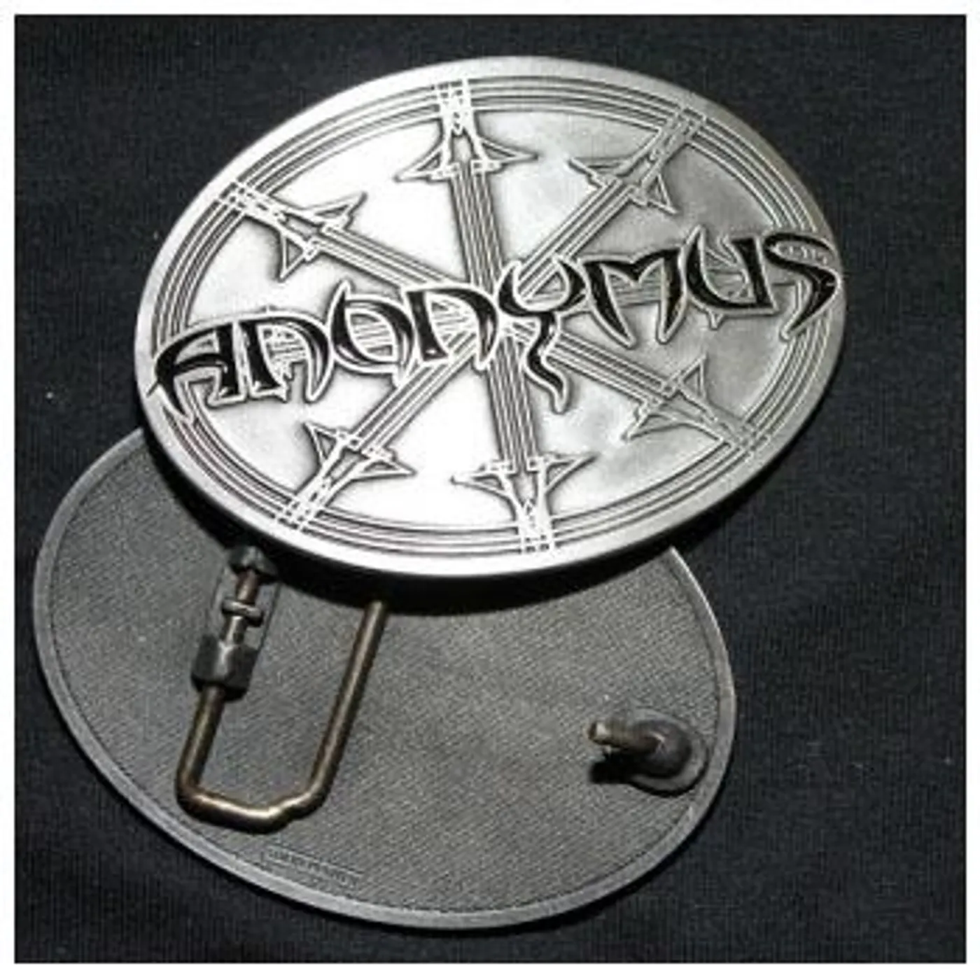 Anonymus / Buckle