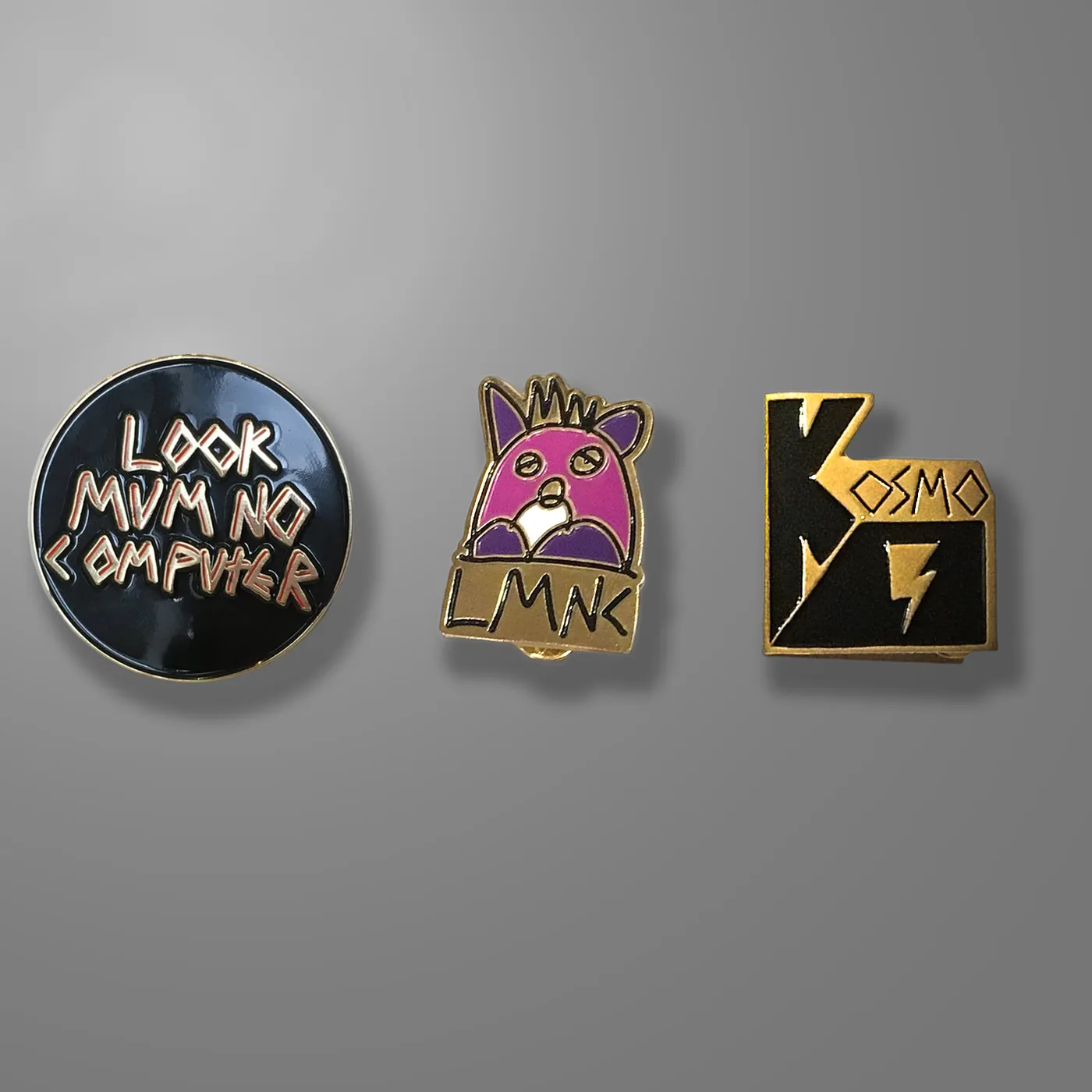 LOOK MUM NO COMPUTER LMNC BADGE SET