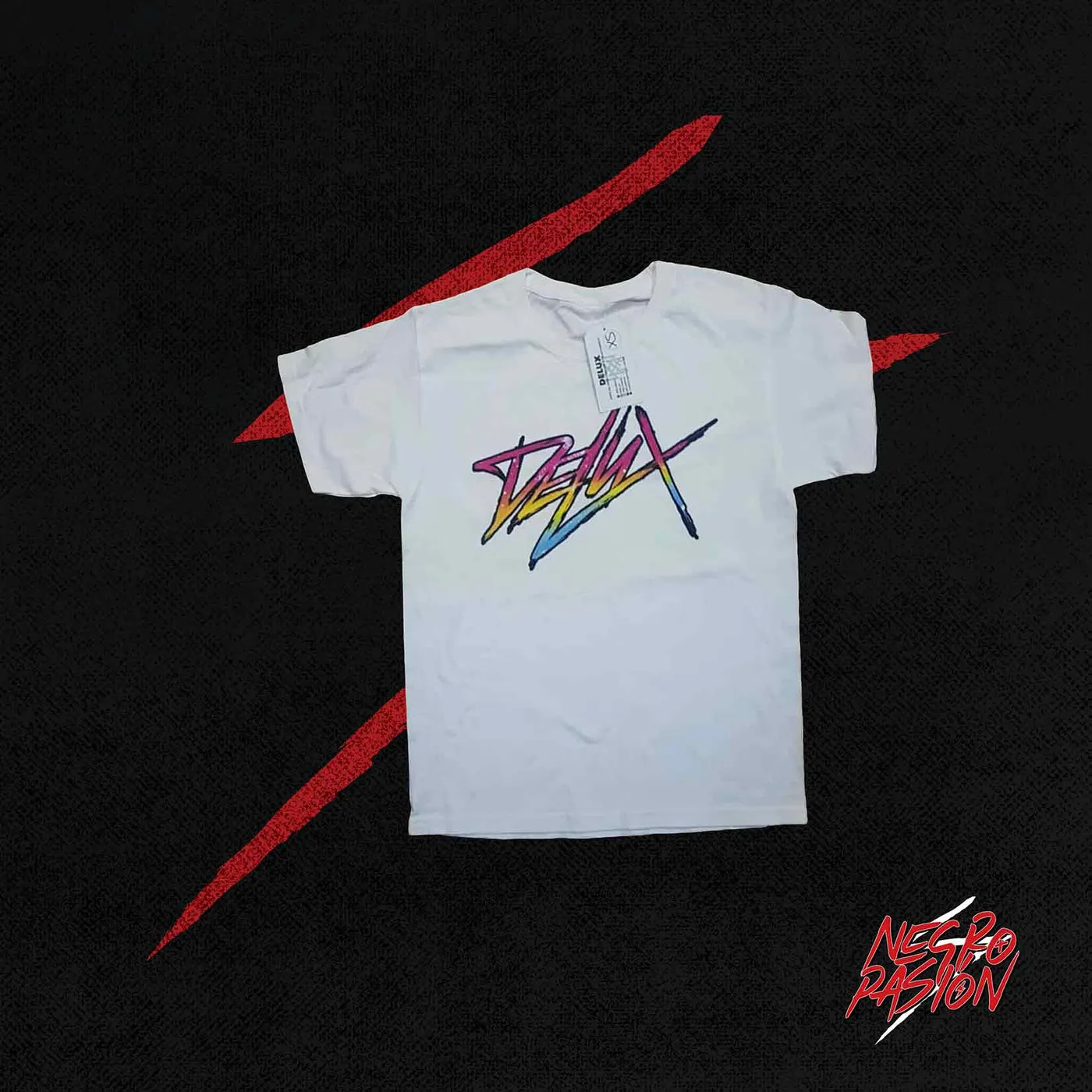 Camiseta - Delux - Logo