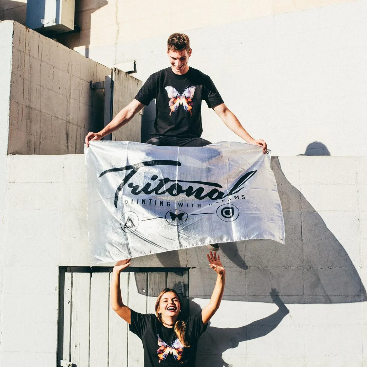 Tritonal Painting With Dreams Flag