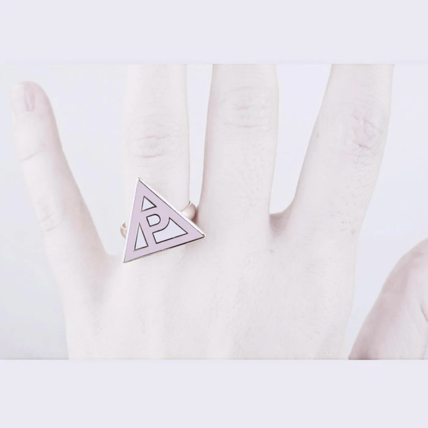 That Poppy Official Membership Ring