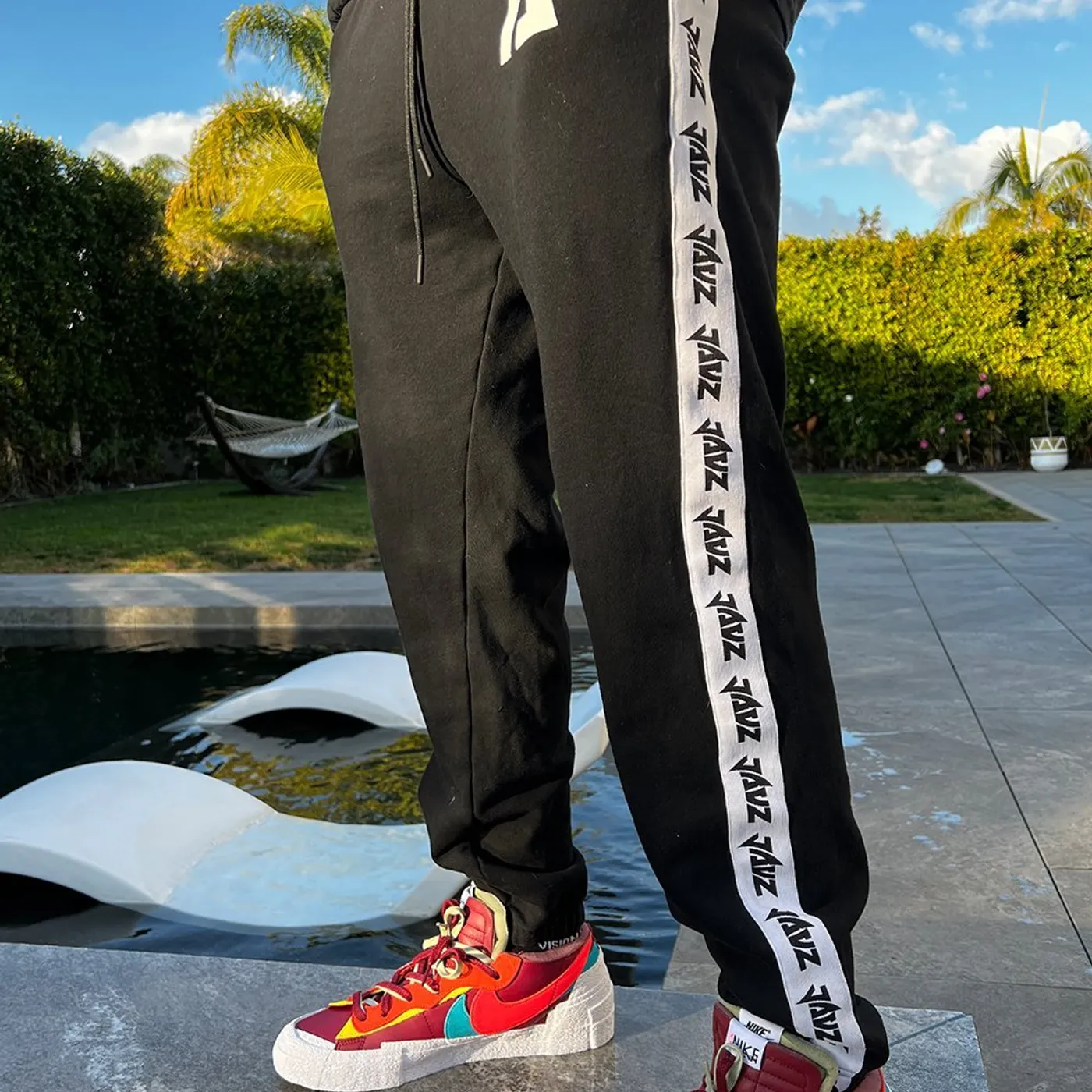 Jauz Essential Sweatpants