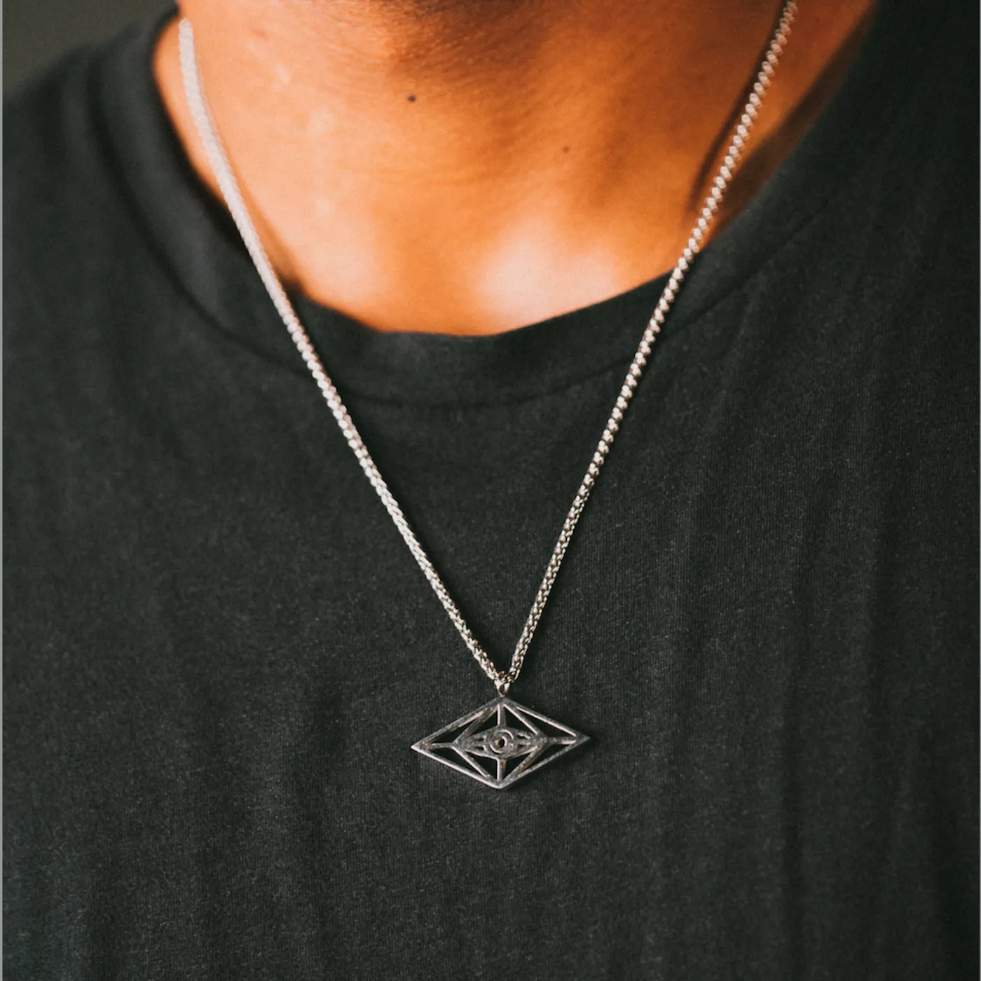 SLANDER Eye Necklace