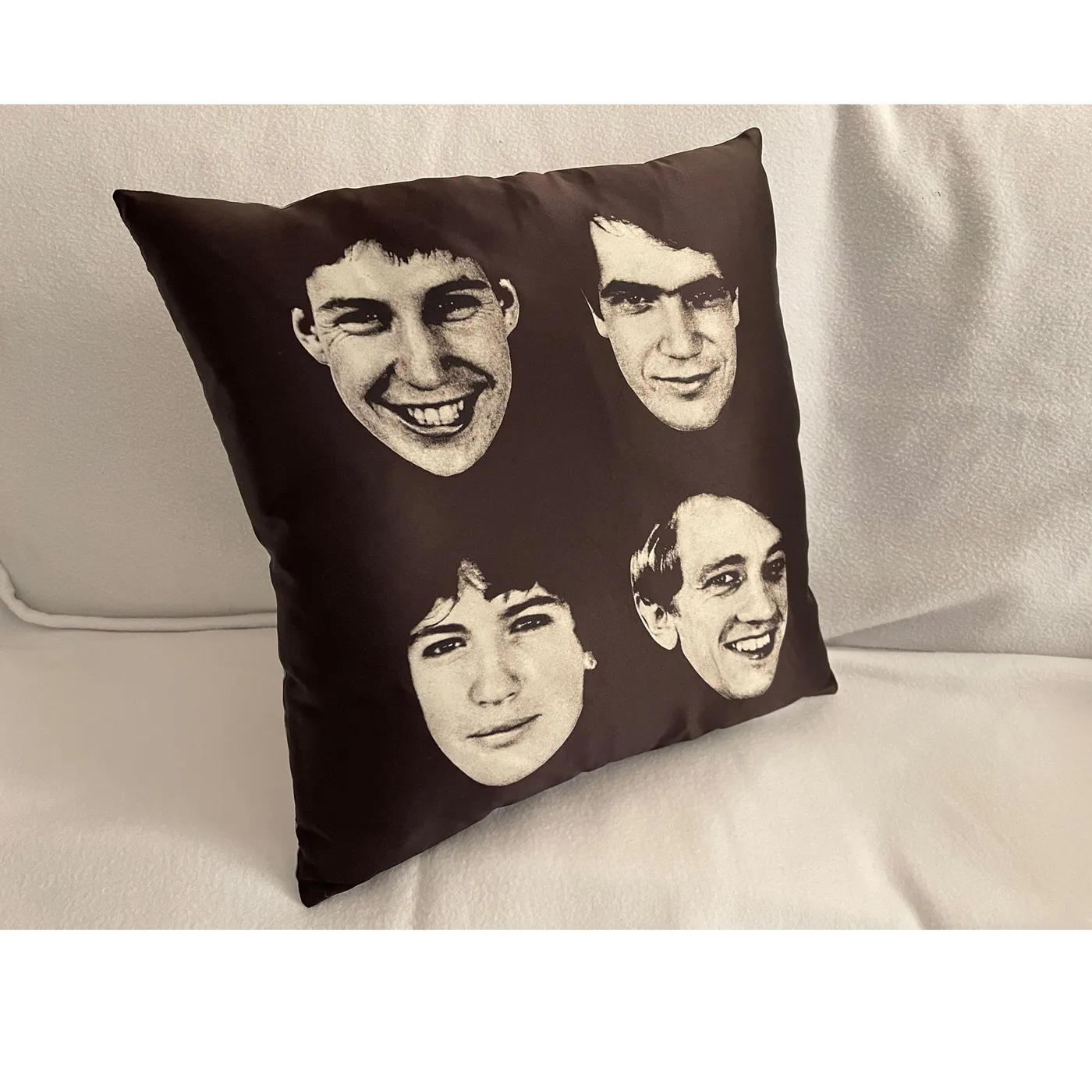 Sunnyboys Cushion Cover