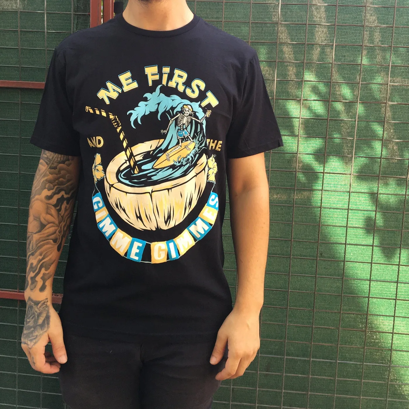 Me First and the Gimme Gimmes Surfer T-Shirt (Black)