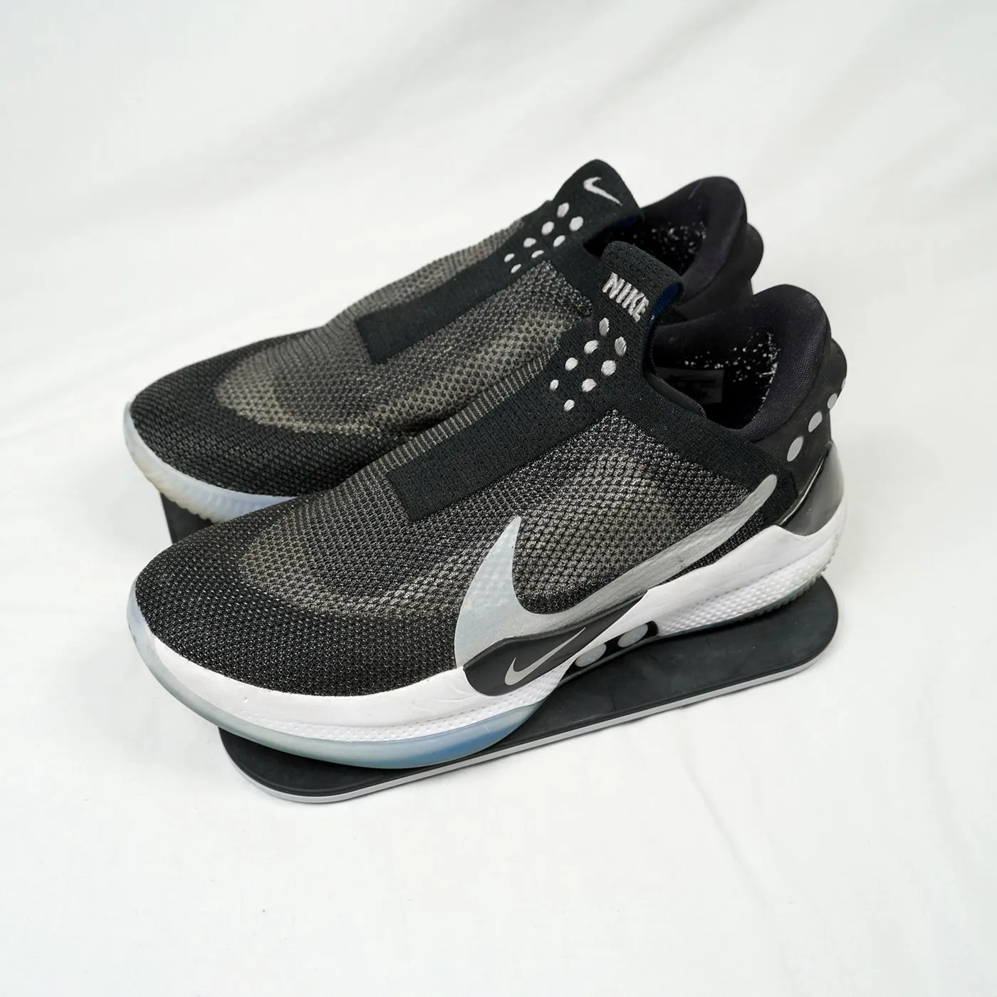 ALLBLACK P-Lo: Nike Adapt BB - Black / White
