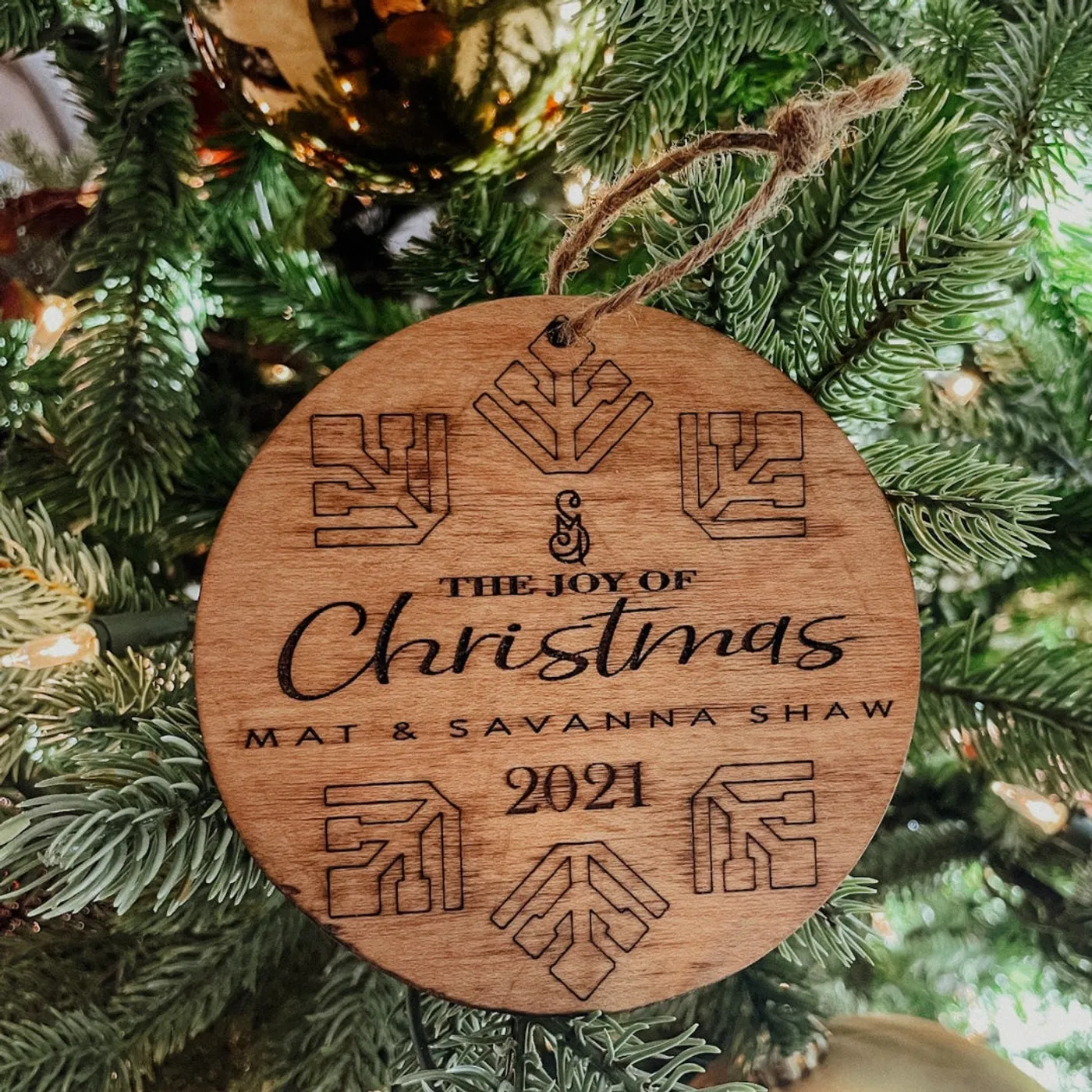 Mat and Savanna Shaw 2021 The Joy of Christmas Ornament [HANDMADE]