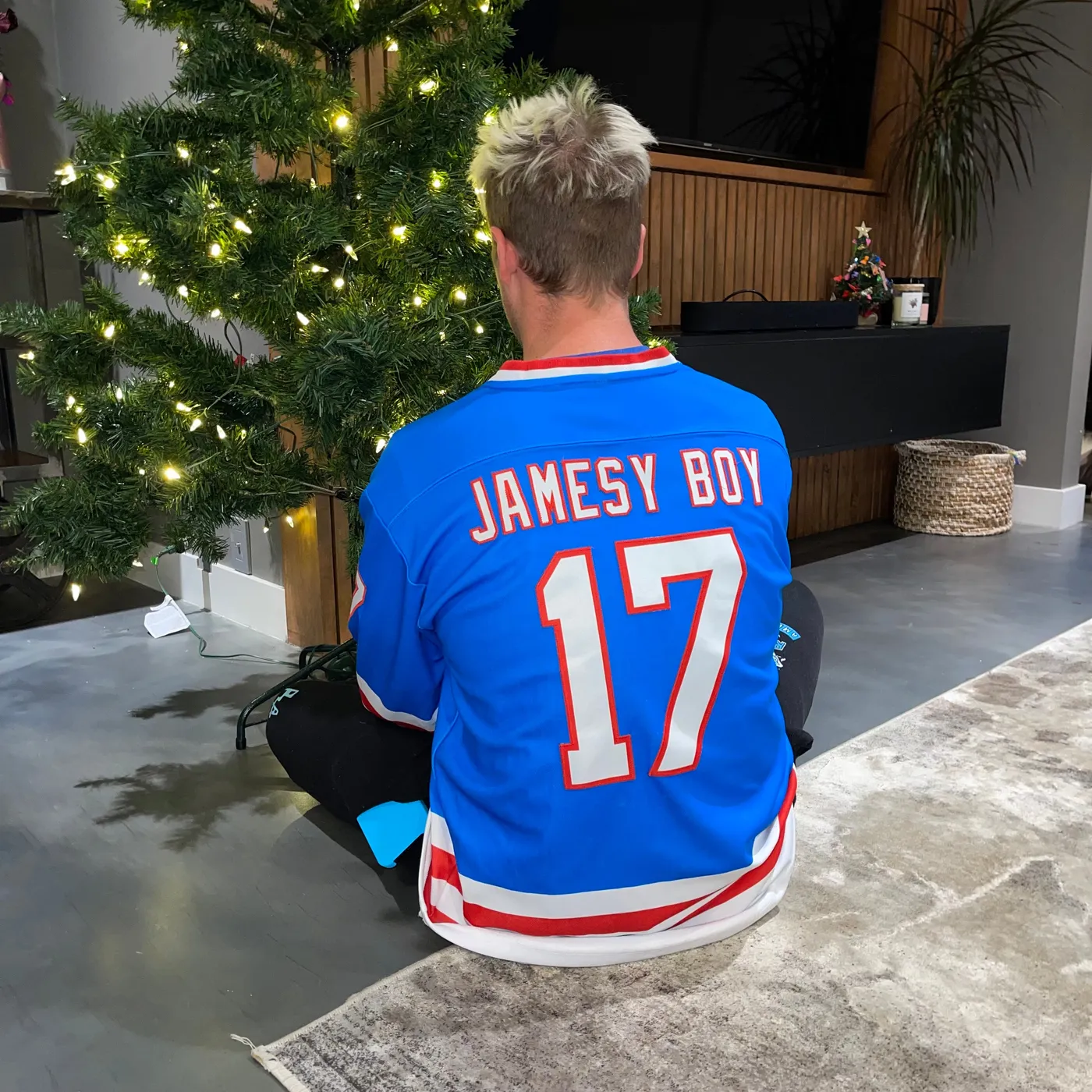 Rare Americans JAMESY BOY "17" Hockey Jersey