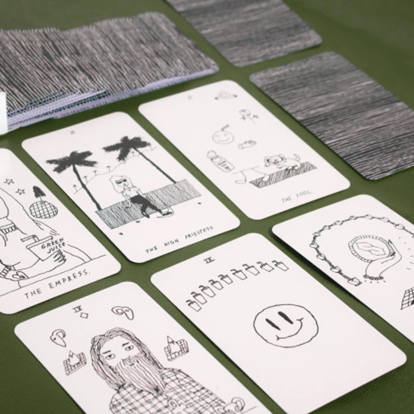 Vivian Girls Tarot Cards