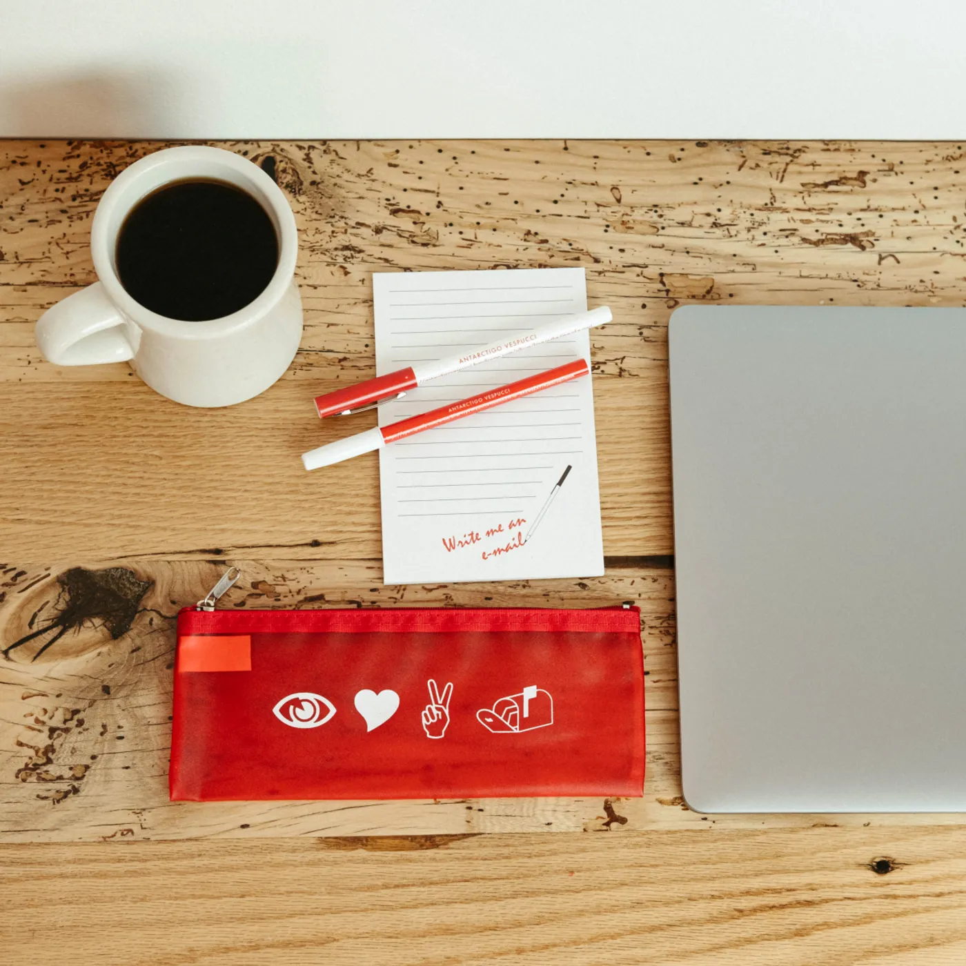 Antarctigo Vespucci I Love to E-Mail Desk Set