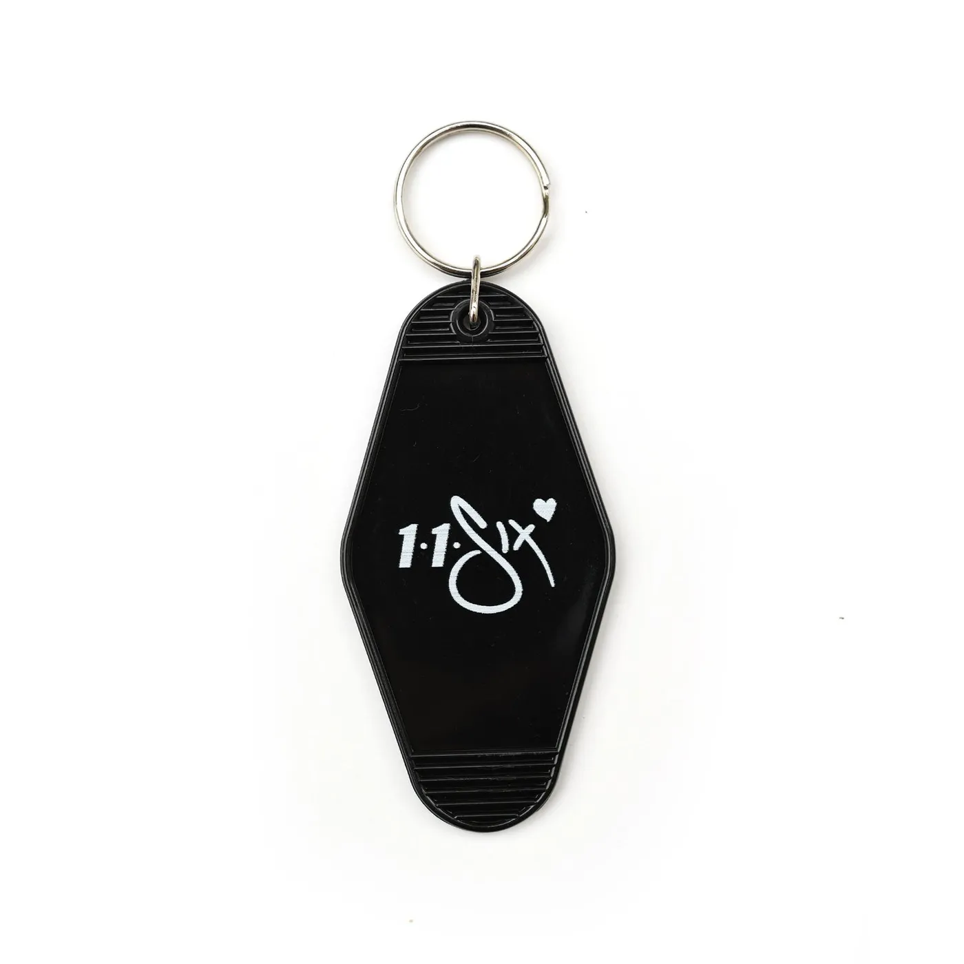 116 S22 Motel Keychain