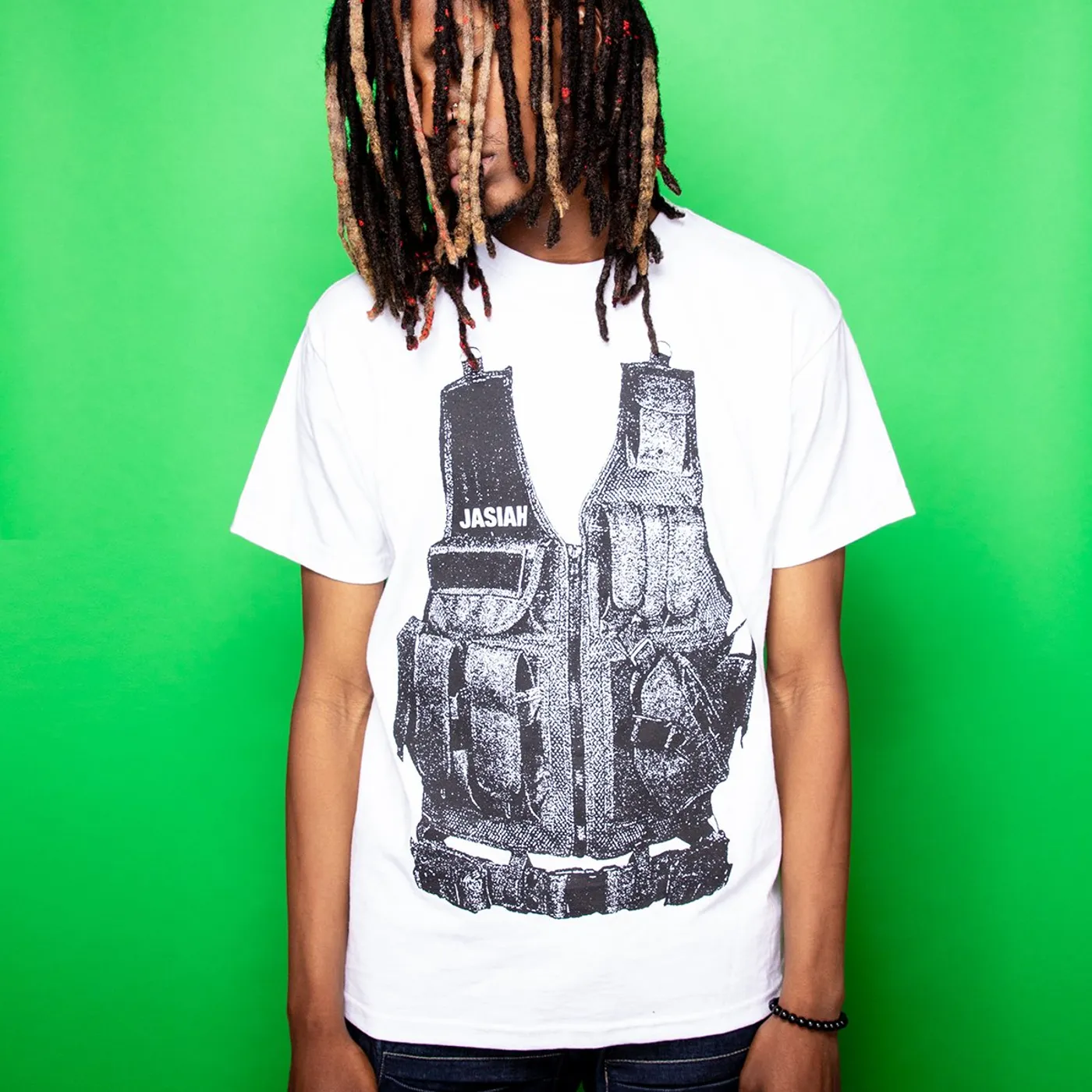Jasiah War Vest White Tee
