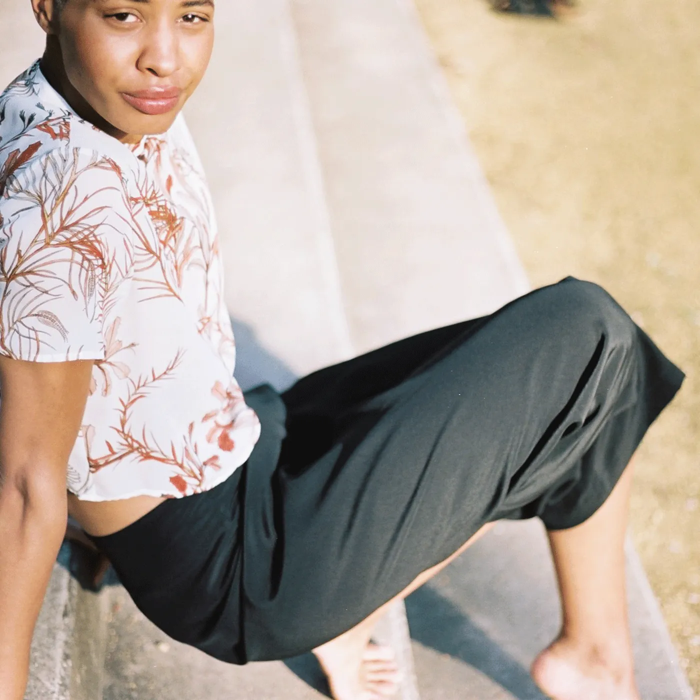 annie hamilton SILK PANT // BLACK - size 6