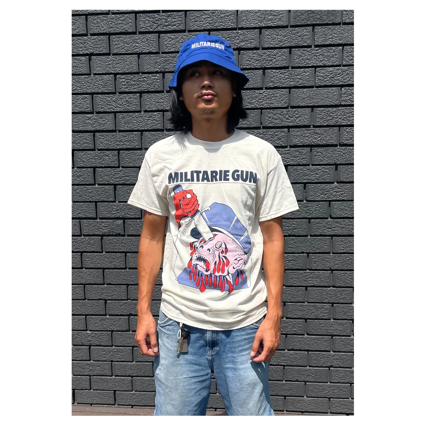 Militarie Gun "Knife" T-Shirt