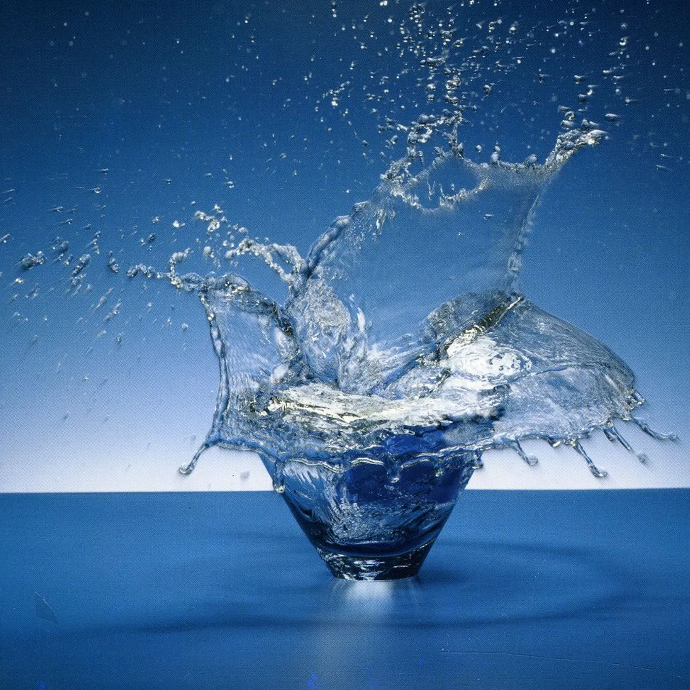 Architecture In Helsinki MOMENT BENDS CD