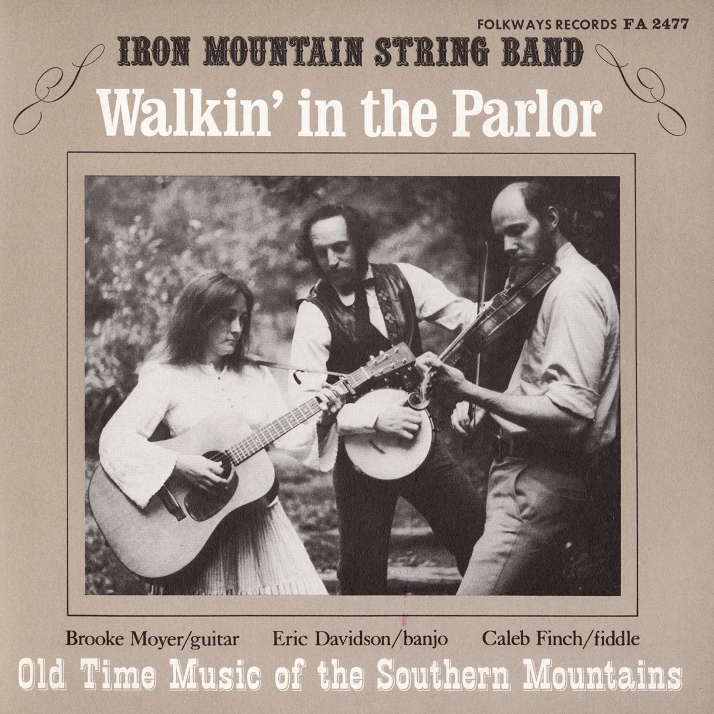 Iron Mountain String Band WALKIN' IN THE PARLOR: OLD TIME MUSIC CD