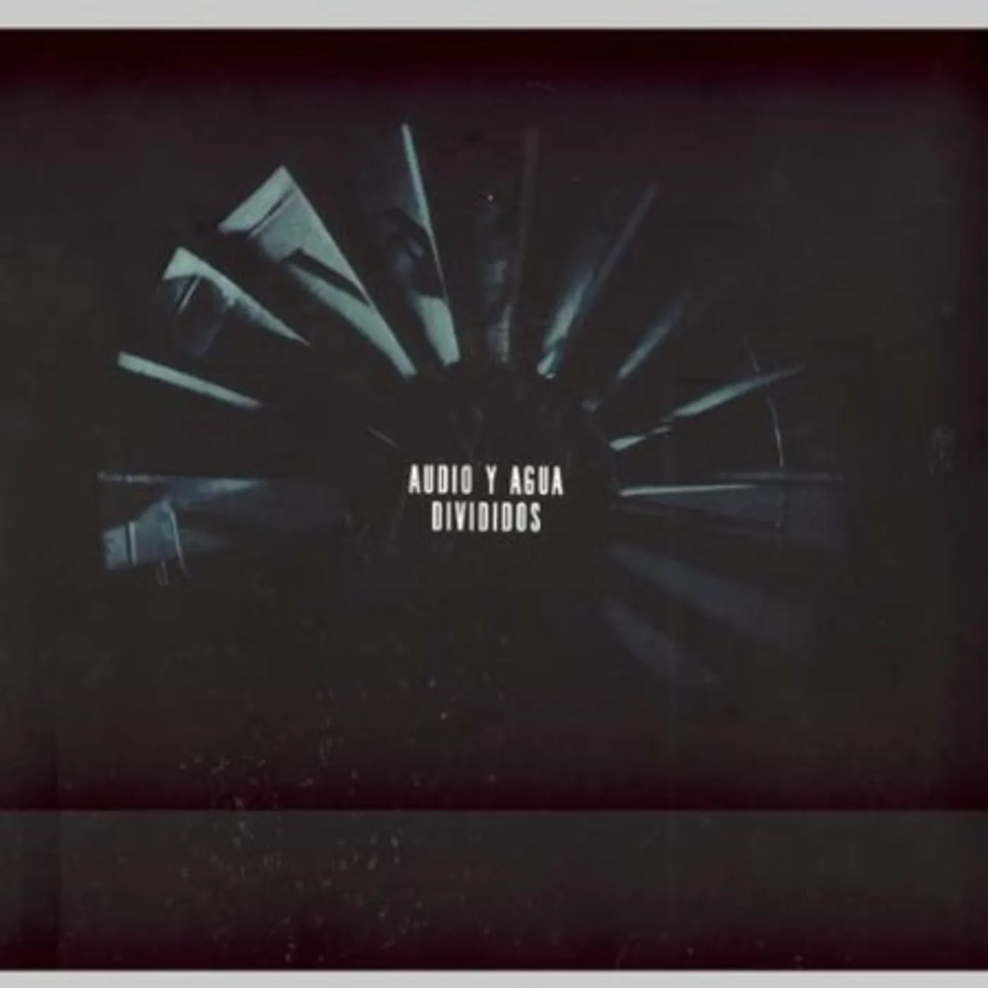 Divididos AUDIO Y AGUA Blu-ray