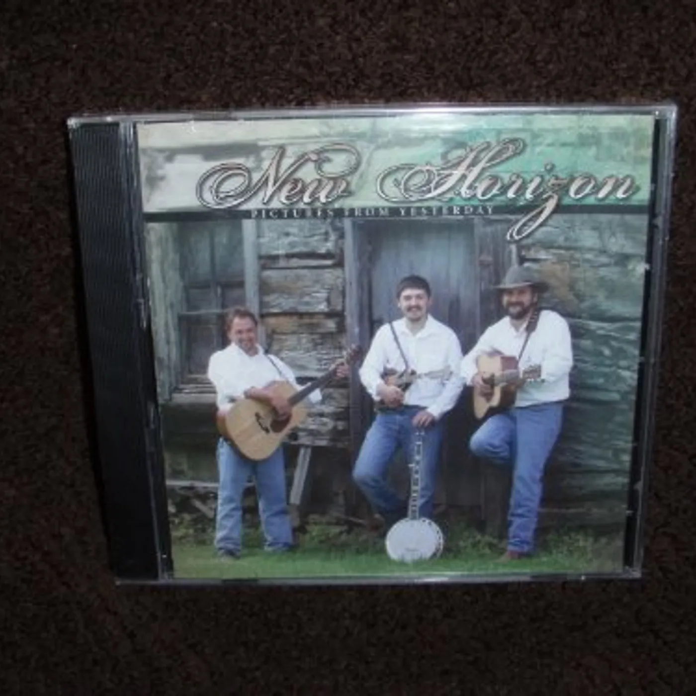 New Horizon PICTURES FROM YESTERDAY CD