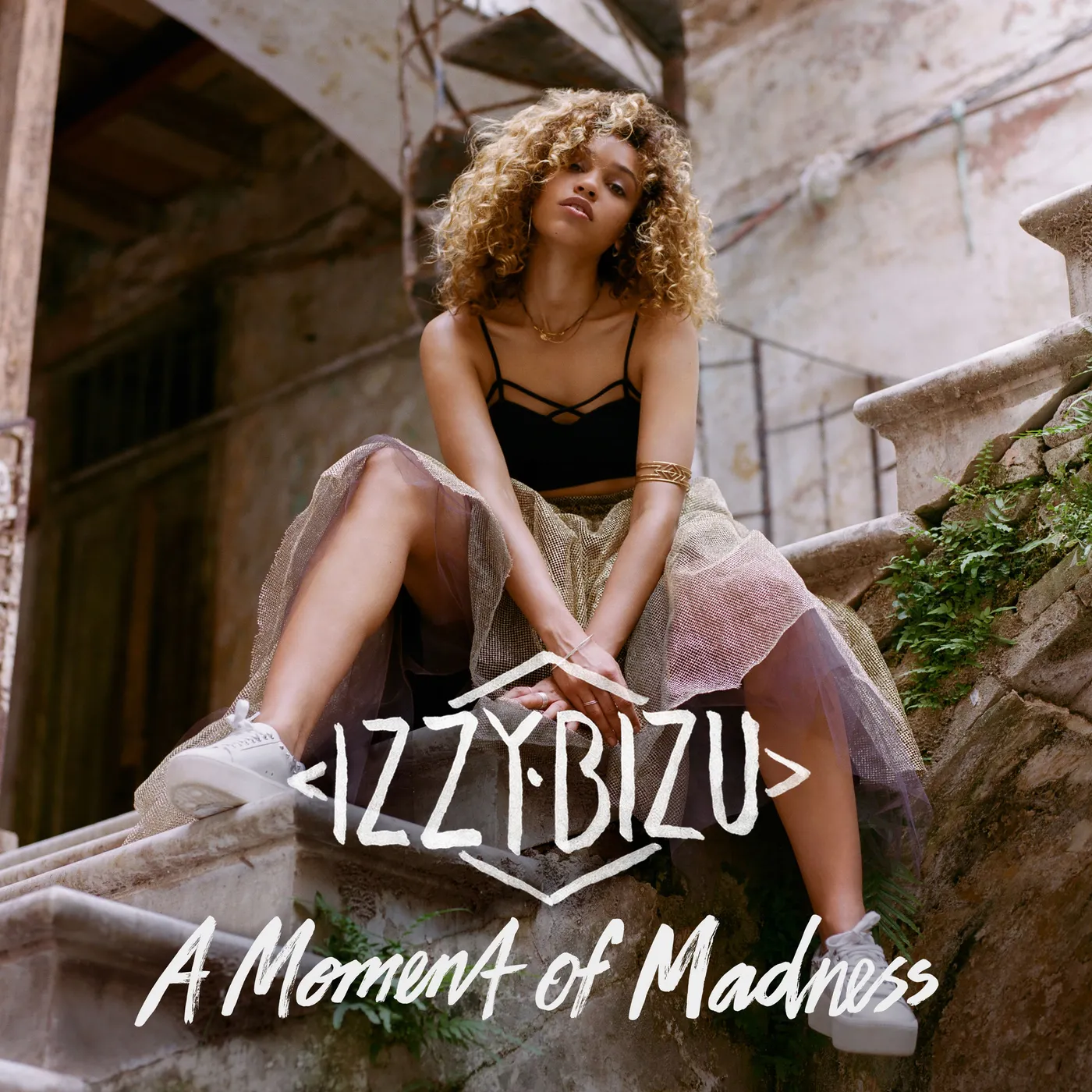 Izzy Bizu MOMENT OF MADNESS CD