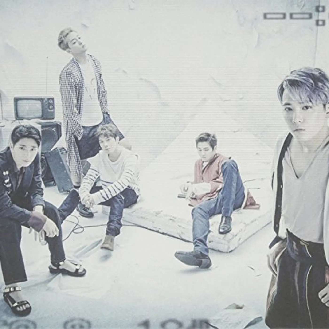 FTISLAND WHERE'S THE TRUTH? (FALSE VERSION) CD