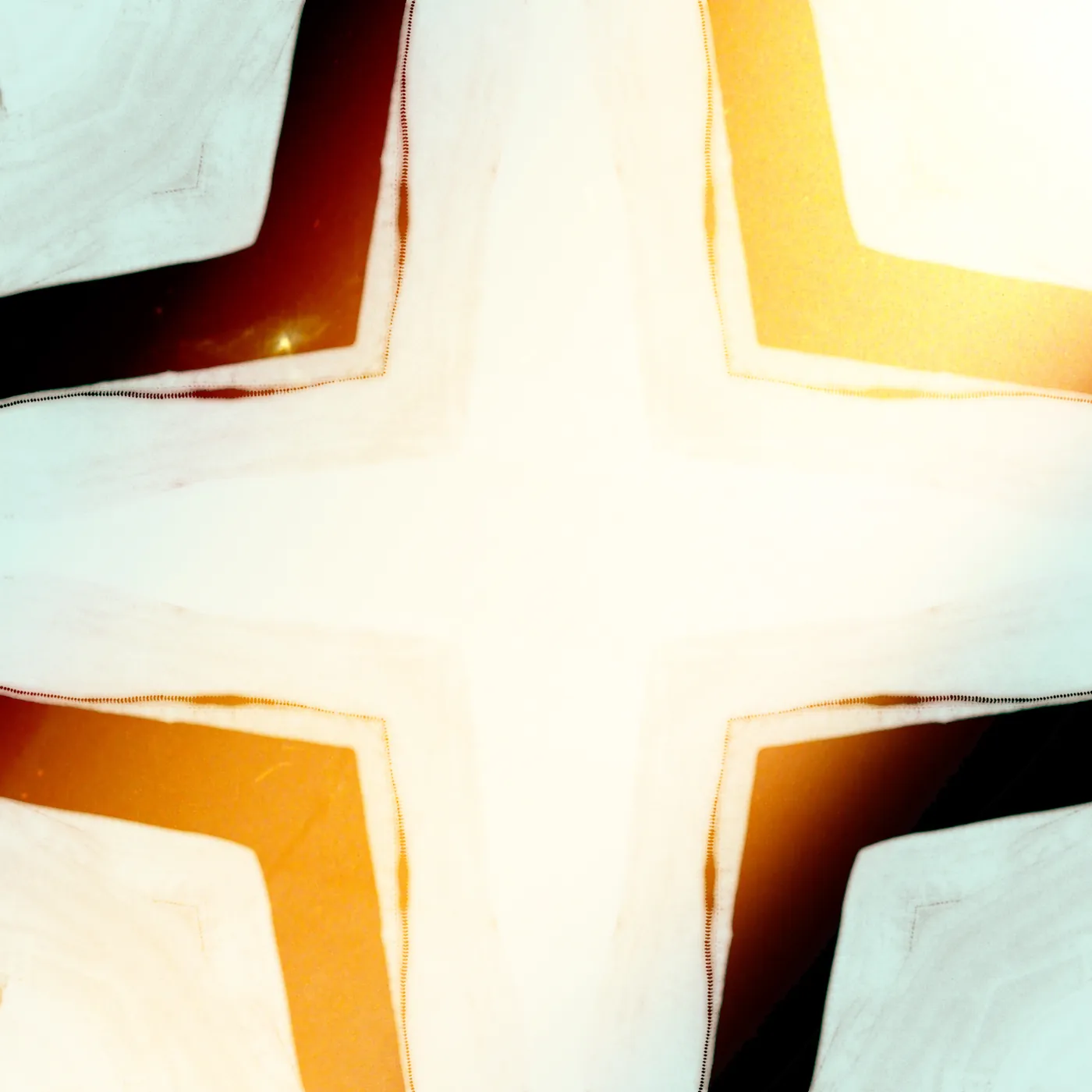 Lea Porcelain HYMNS TO THE NIGHT CD