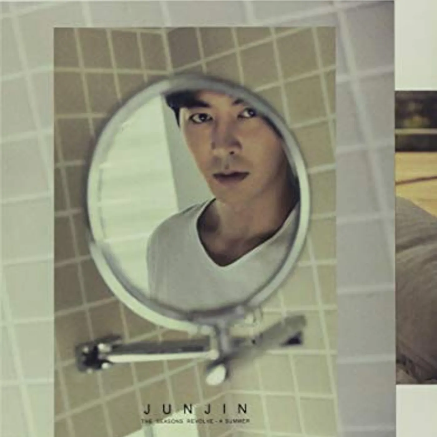 Jun Jin SEASONS REVOLVE: A SUMMER PHOTOBOOK CD