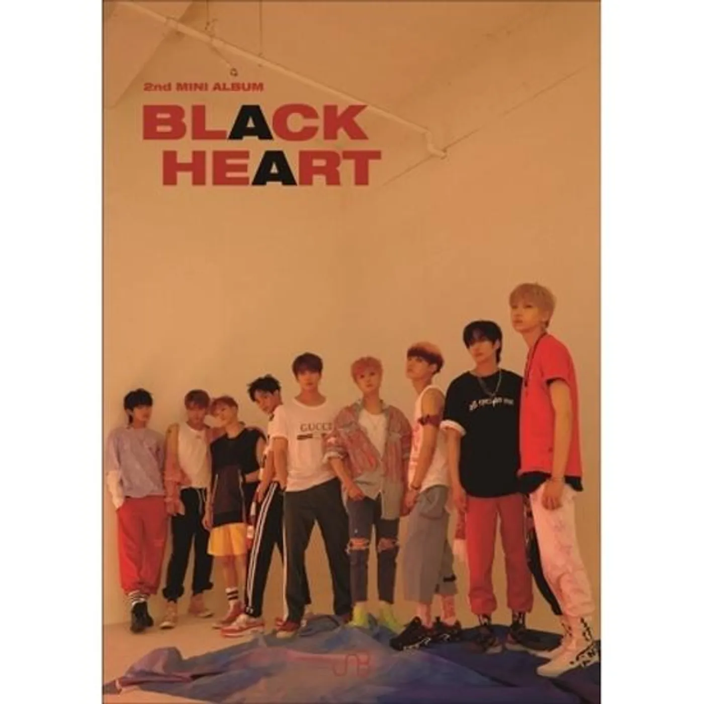 UNB BLACK HEART (BLACK VERSION) CD