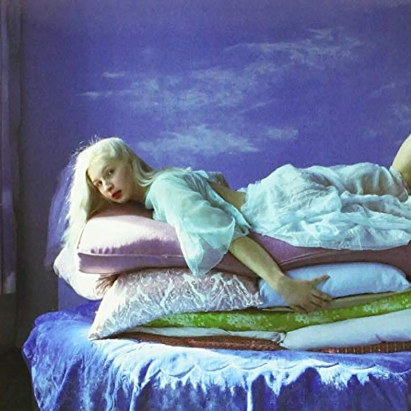 Alice on the roof MADAME CD