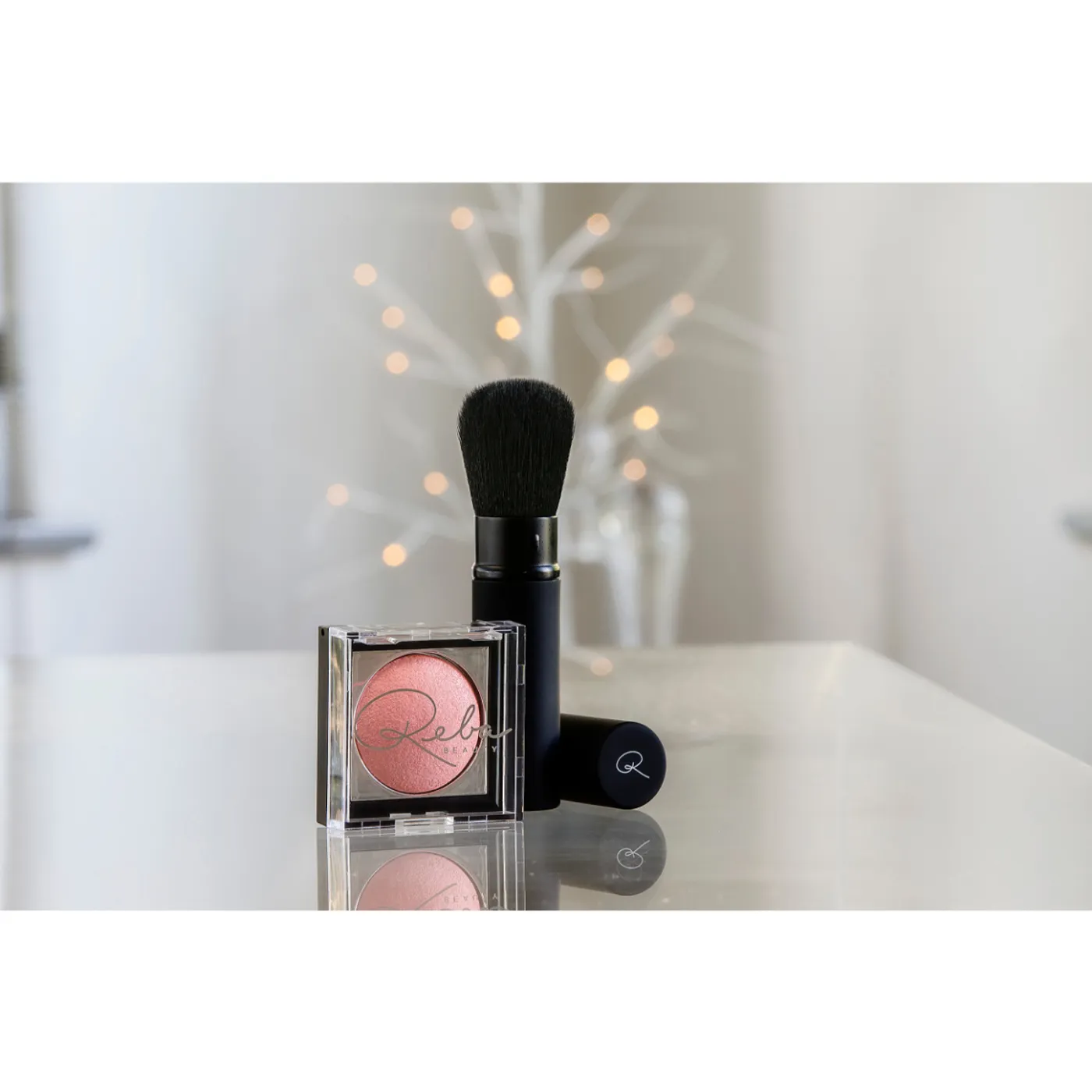 Reba McEntire Beauty Glow & Go Illuminating Blush & Retractable Blush Brush