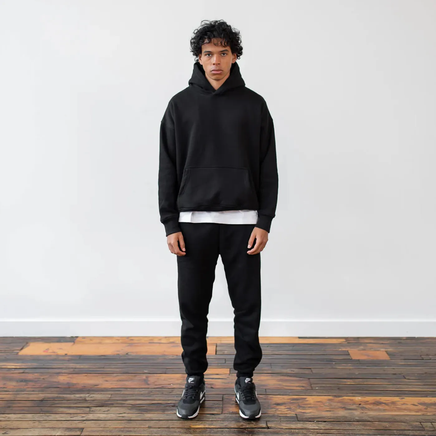 PLAZA Classic Hoodie - Black