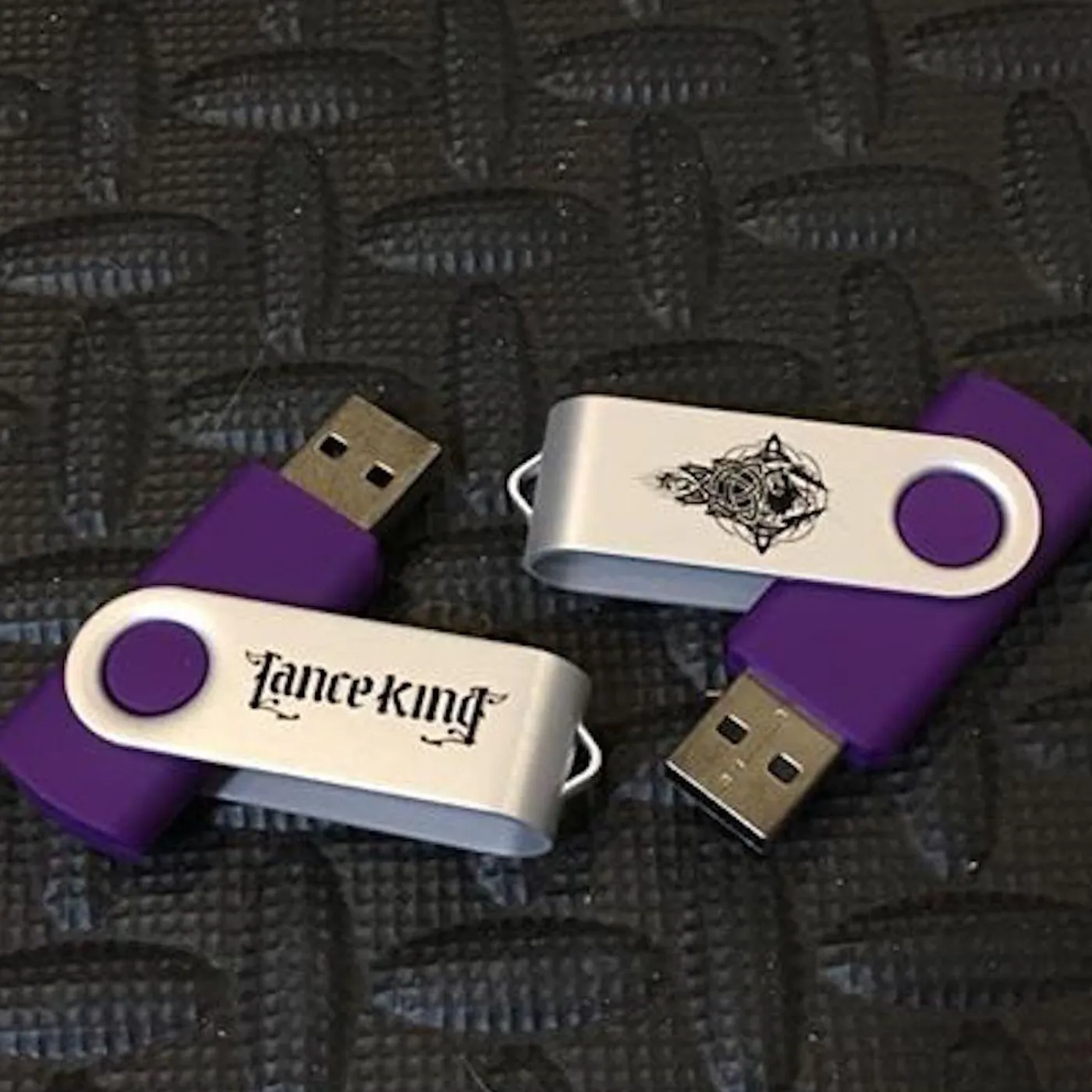 Lance King - Digital Paradise USB/Zip Drive