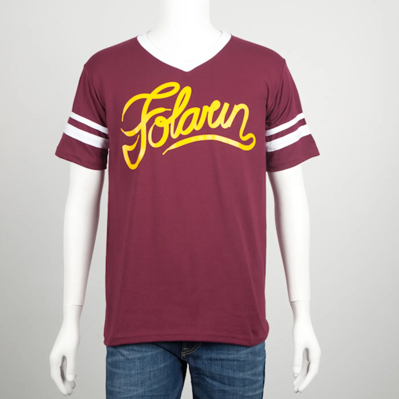 Wale Script Folarin Baseball V-Neck