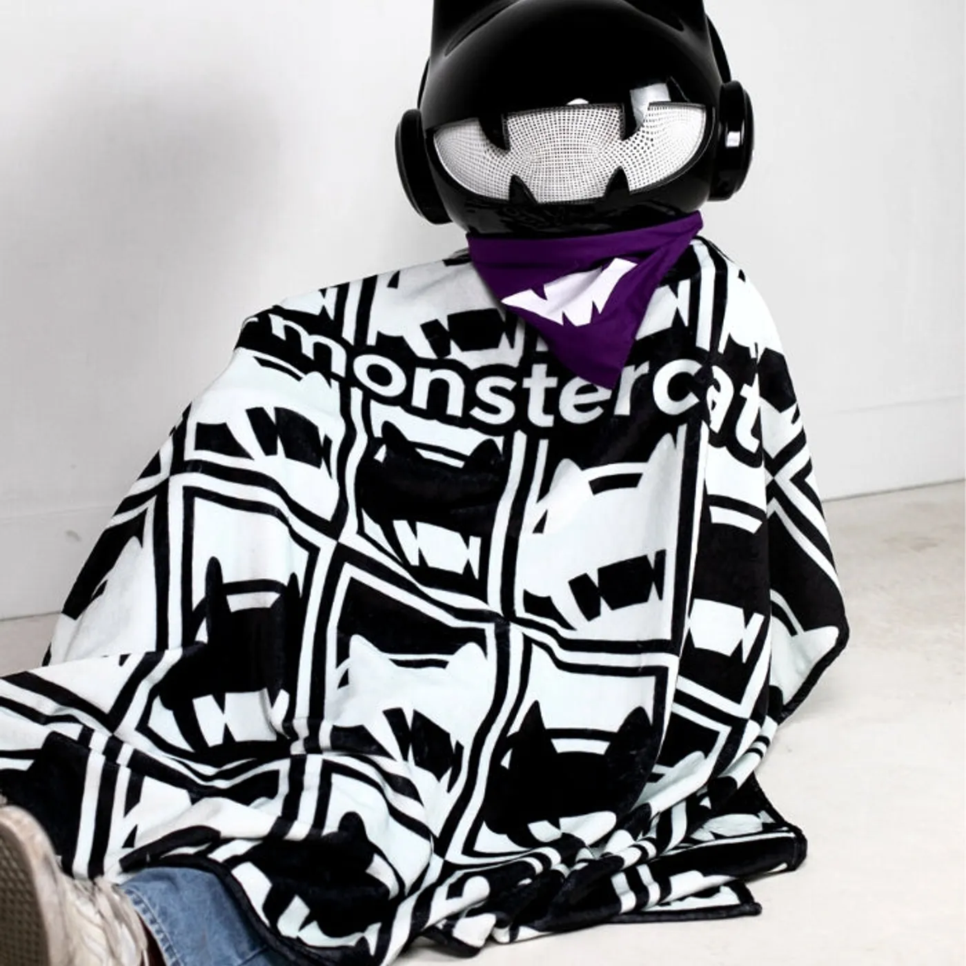 Monstercat Blanket
